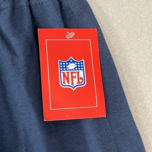 NFL Los Angeles  Rams Women's Shorts Size XL NWT - Picture 3 of 8